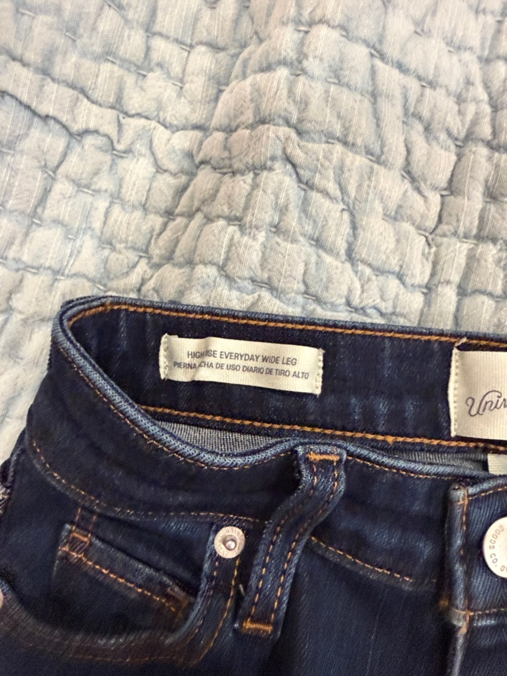 Universal Thread Navy Everyday Wide Leg Jeans - Picture 4 of 5